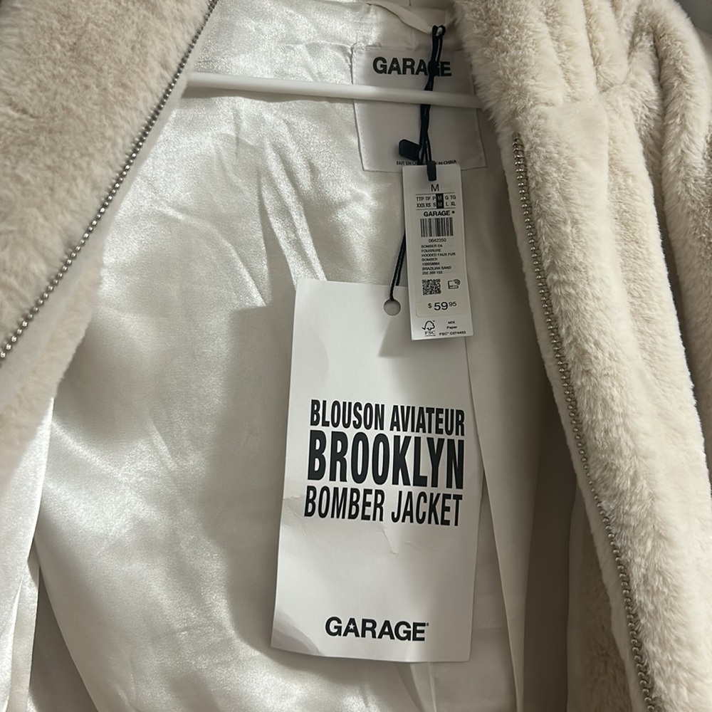 Bomber jacket - Picture 2 of 3